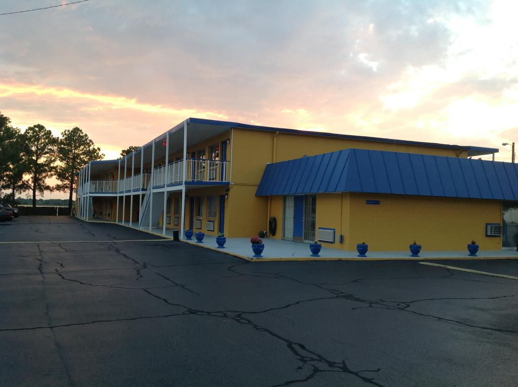 Belmont Inn And Suites Hampton Dış mekan fotoğraf
